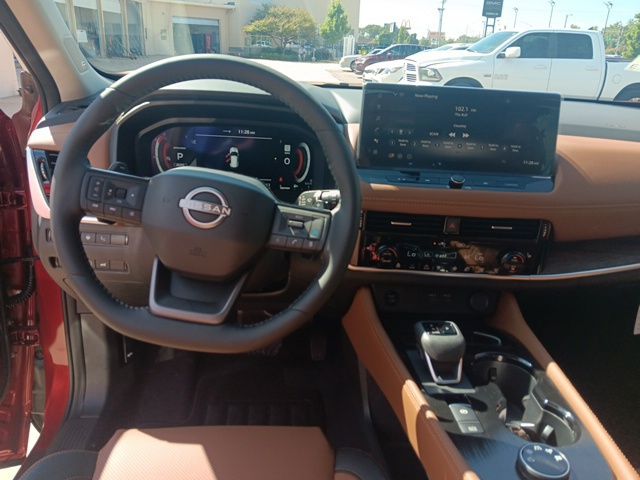 2026 Nissan Rogue Platinum photo 17