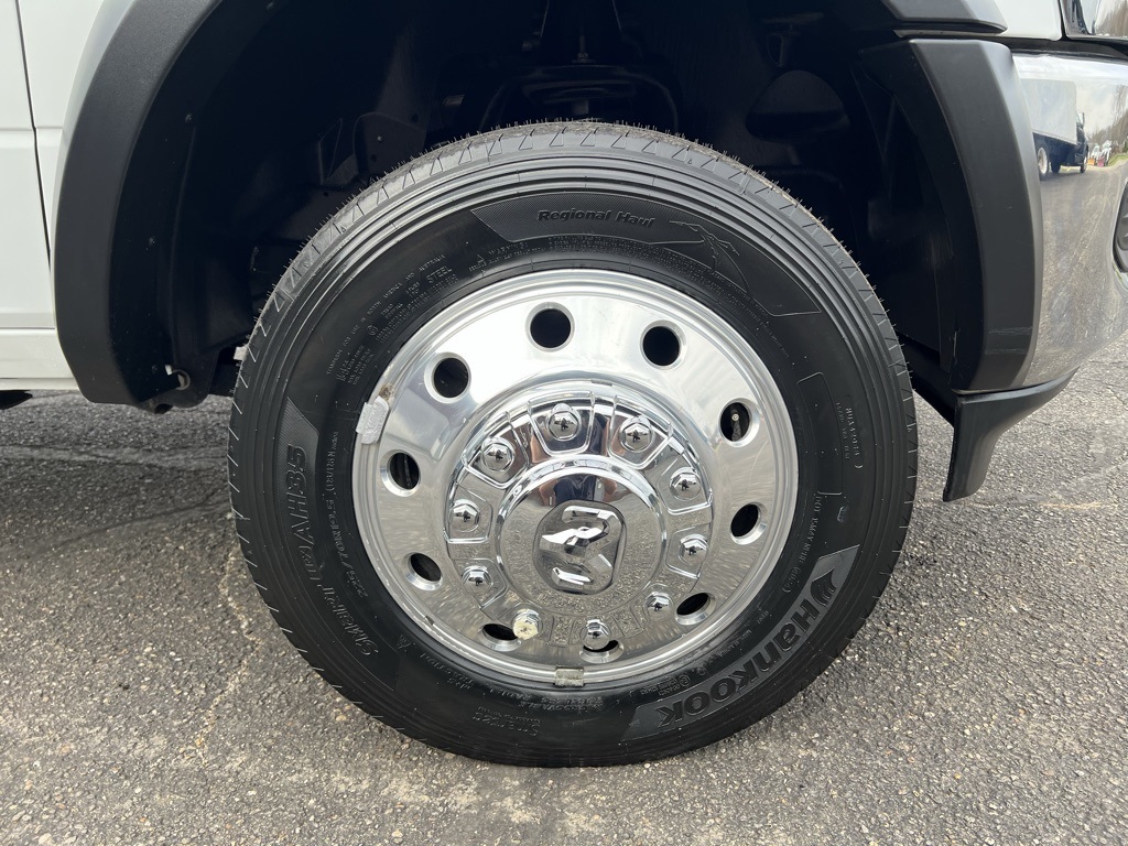2022 Ram 5500 photo 28