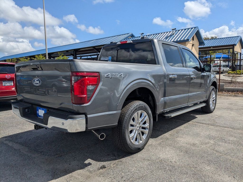 2025 Ford F-150 XLT photo 4