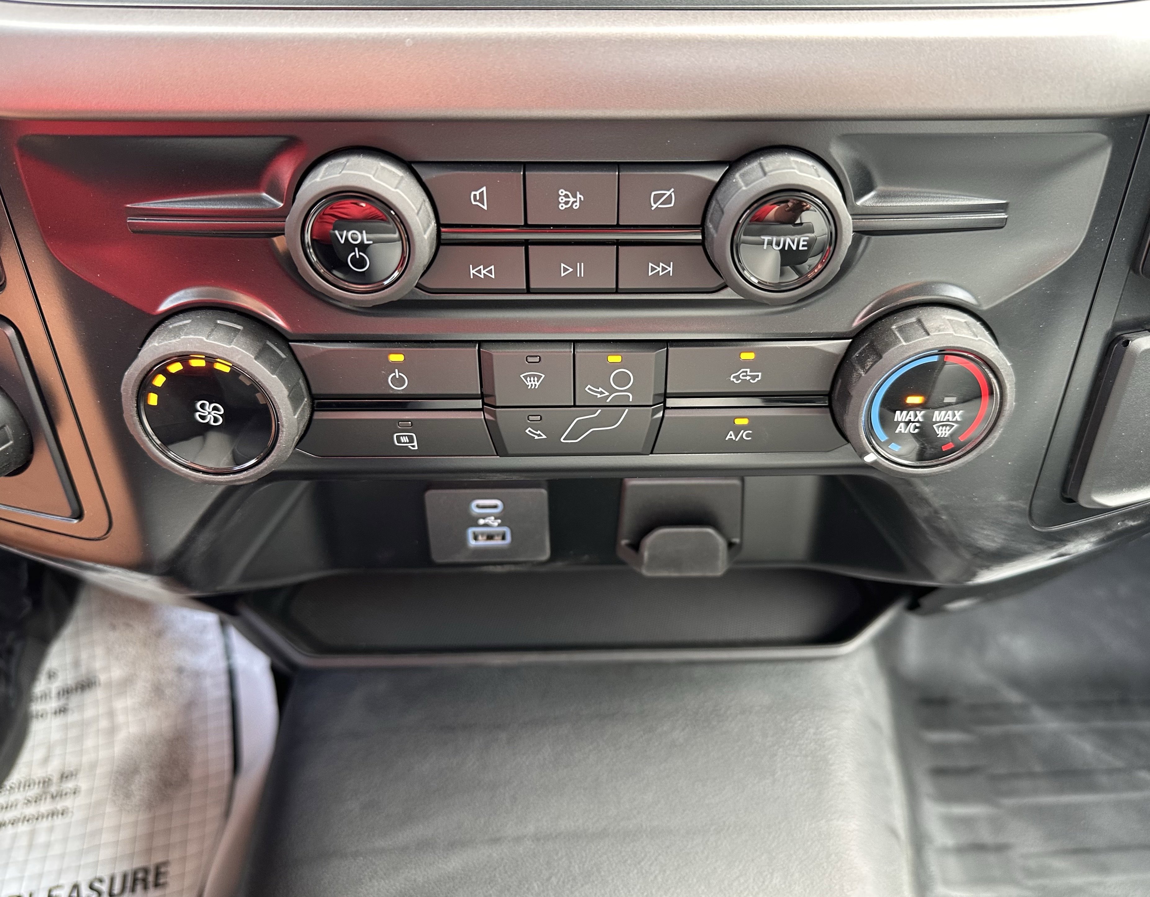 2024 Ford F-150 XL photo 8