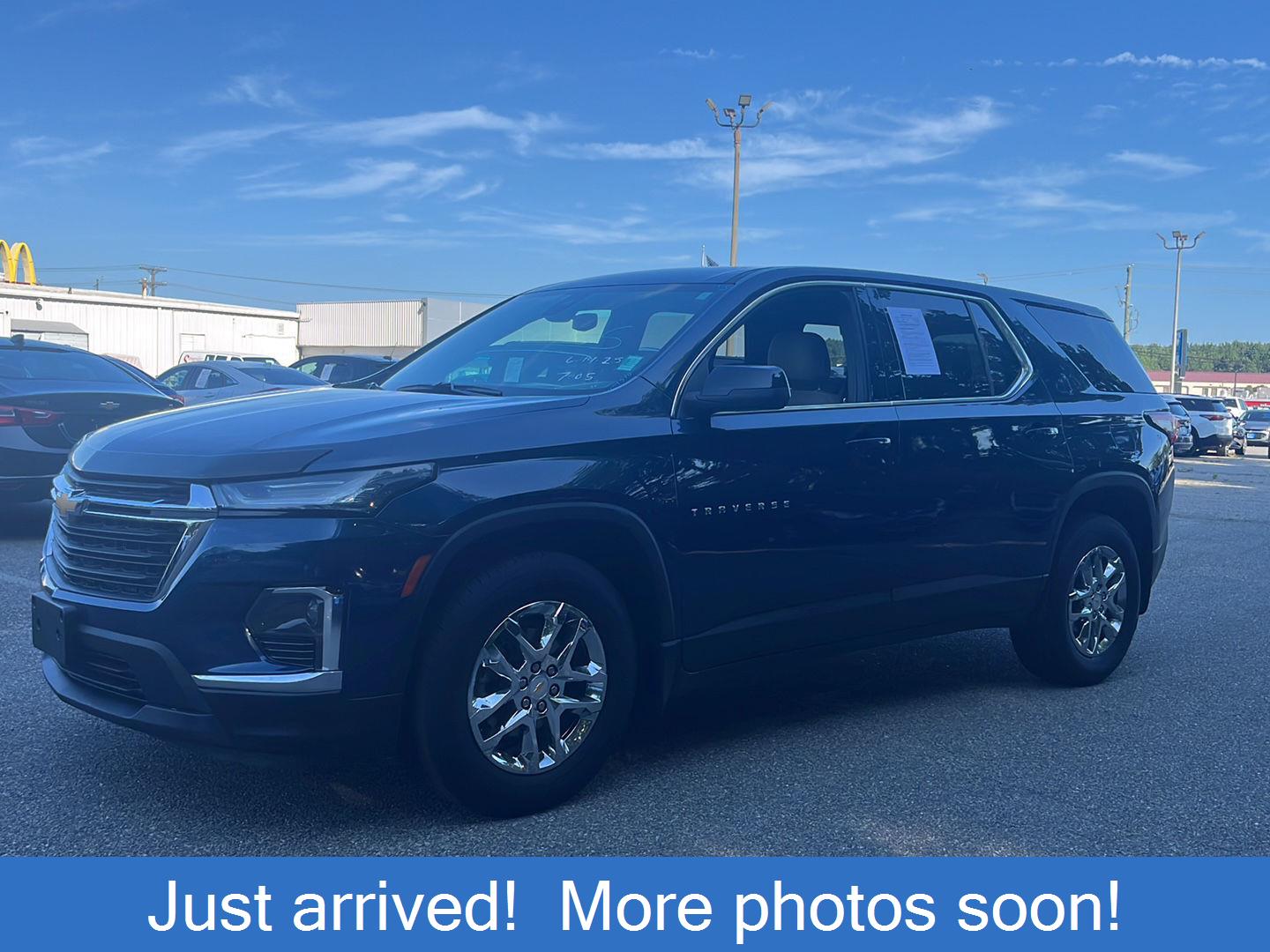 Used 2022 Northsky Blue Metallic Chevrolet LS image 1