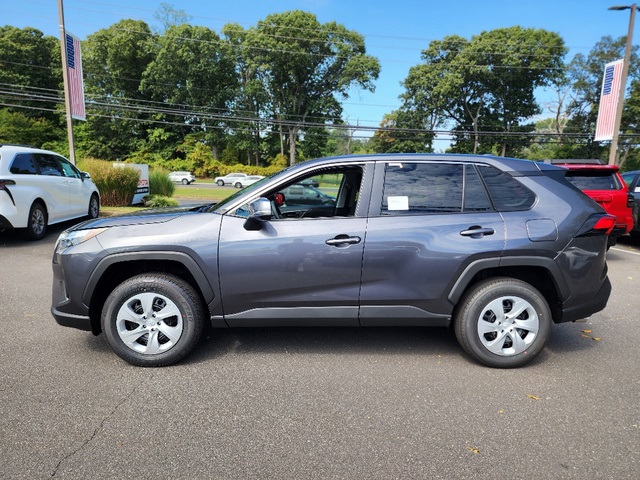 2025 Toyota RAV4 LE photo 3
