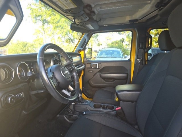 2019 Jeep Wrangler Unlimited Sport S photo 2