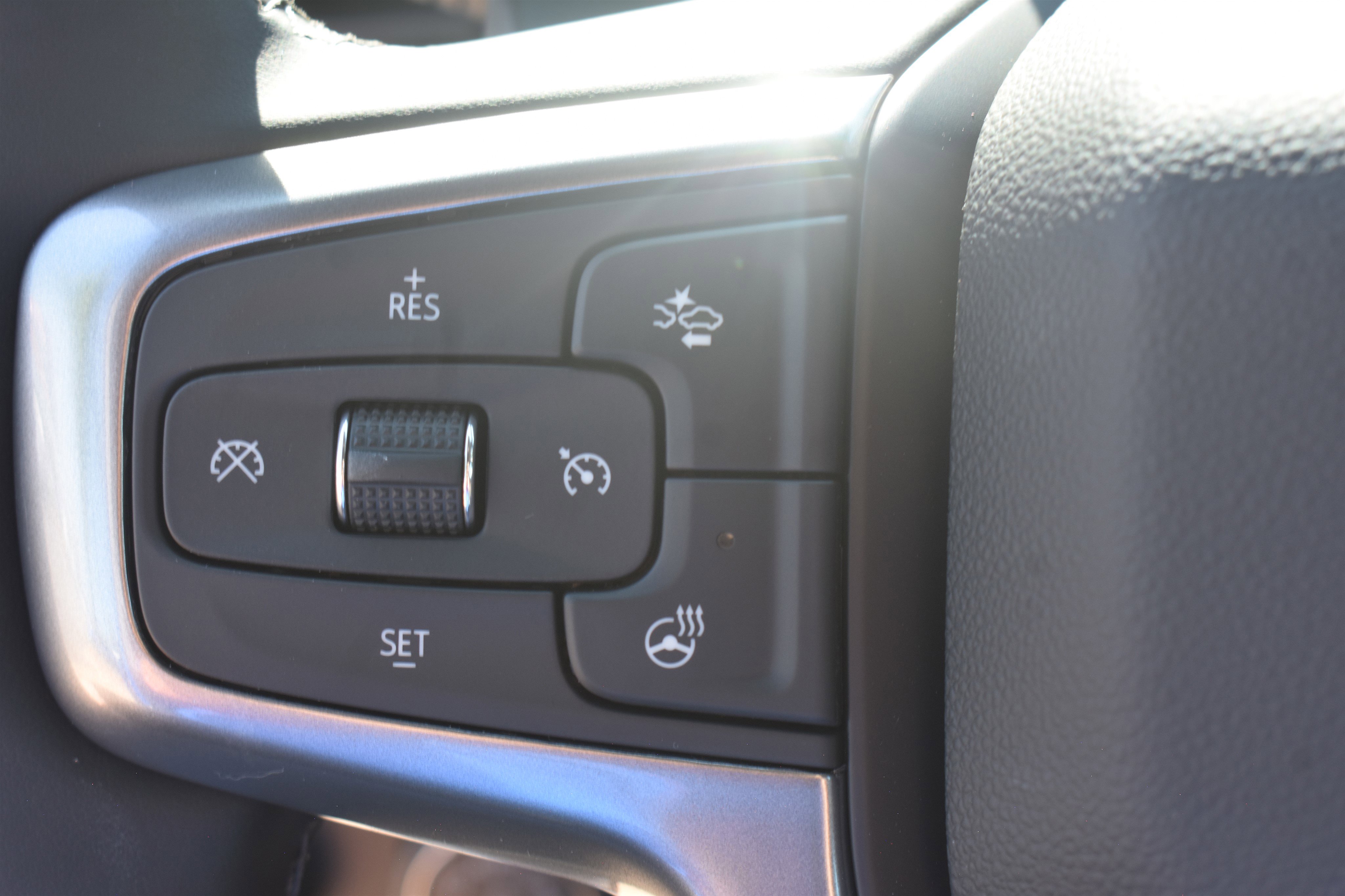 2026 Chevrolet Silverado 1500 RST photo 7