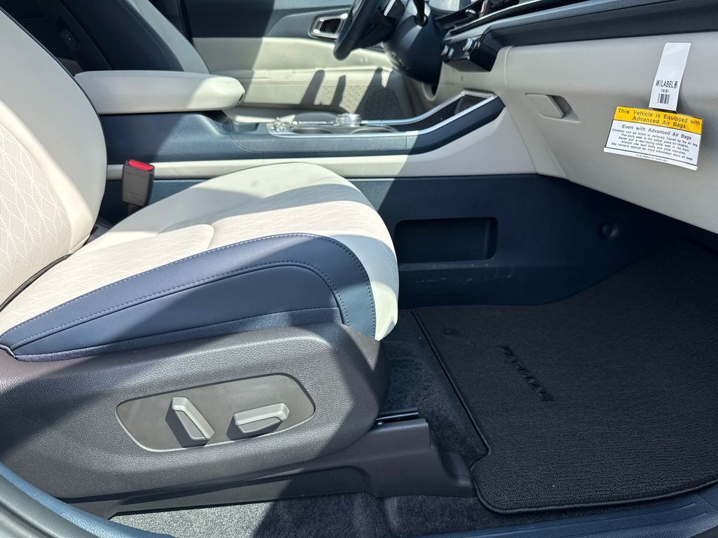 2026 Kia Carnival SX photo 14