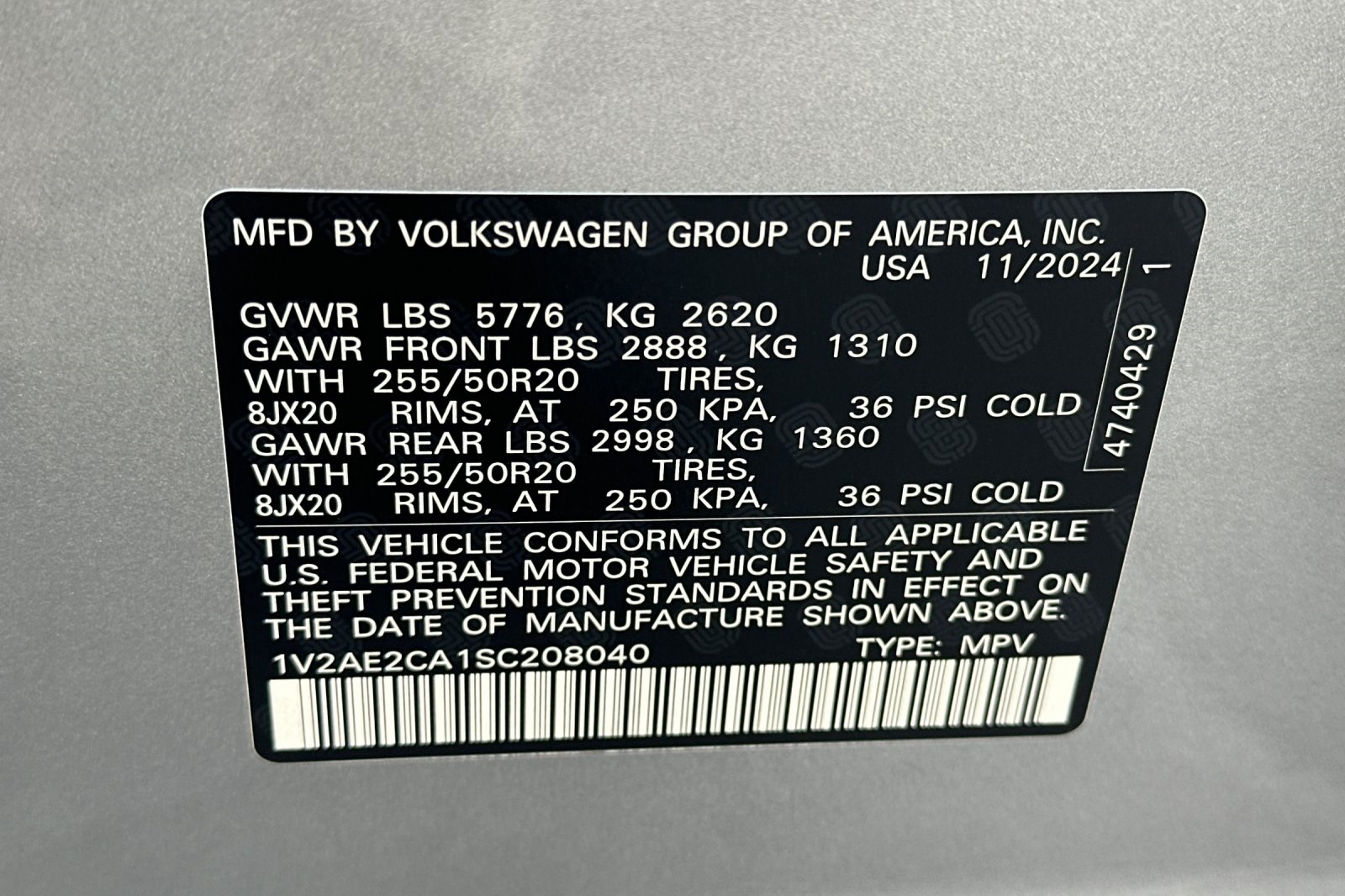 2025 Volkswagen Atlas Cross Sport SEL R-Line photo 20