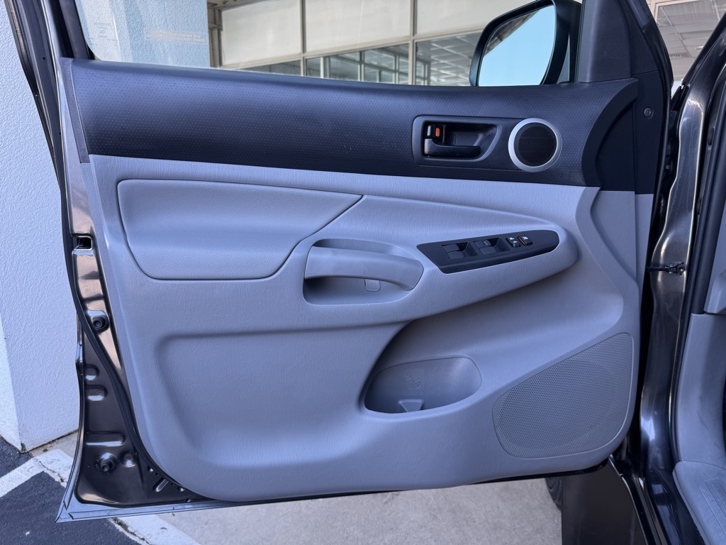 2013 Toyota Tacoma Base V6 photo 7