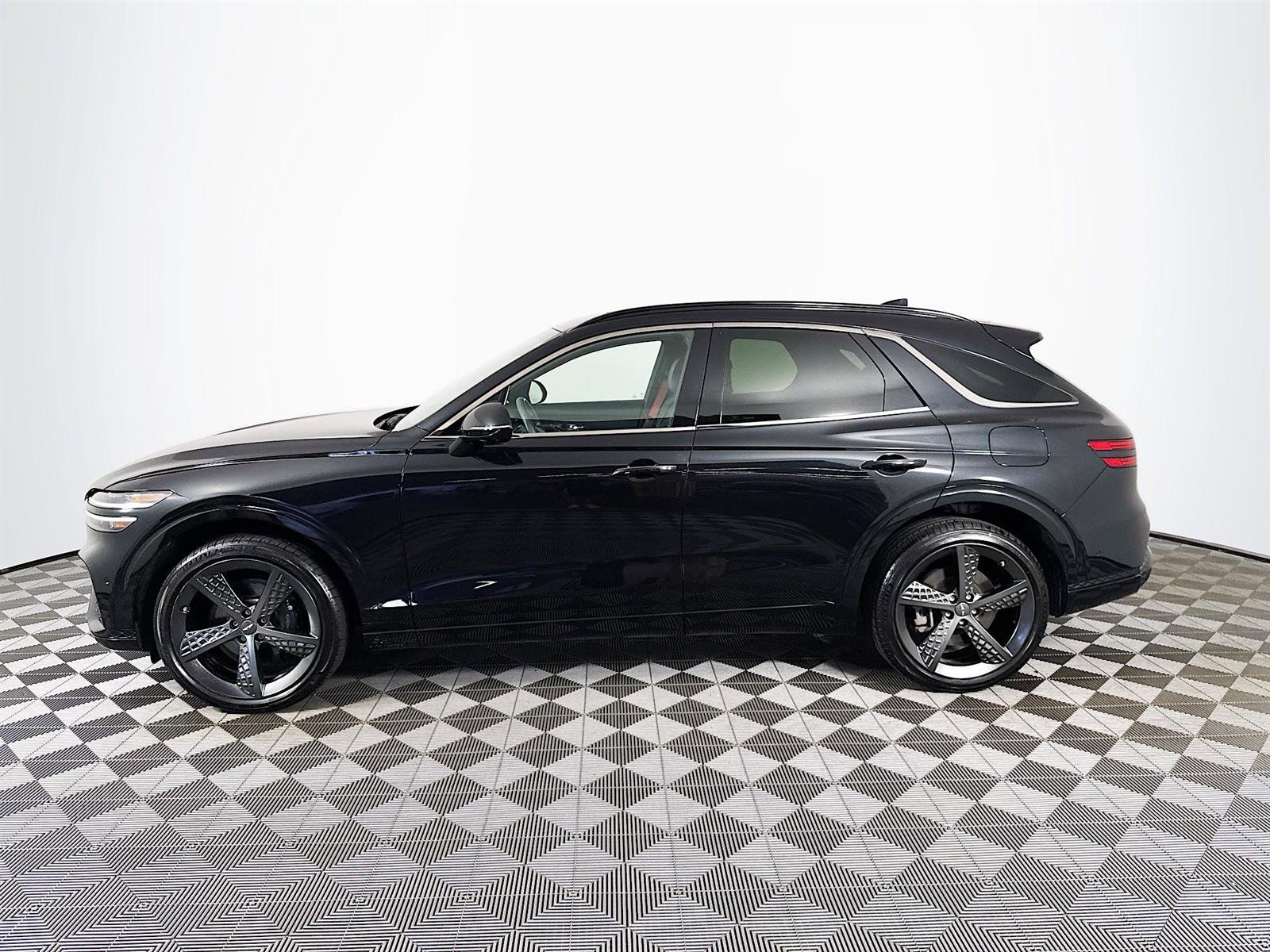 2022 Genesis GV70 3.5T Sport Prestige photo 3
