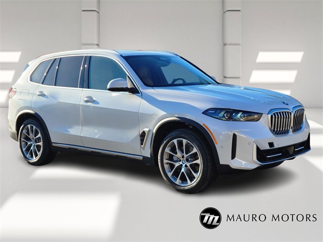 2026 BMW X5 40i's photo