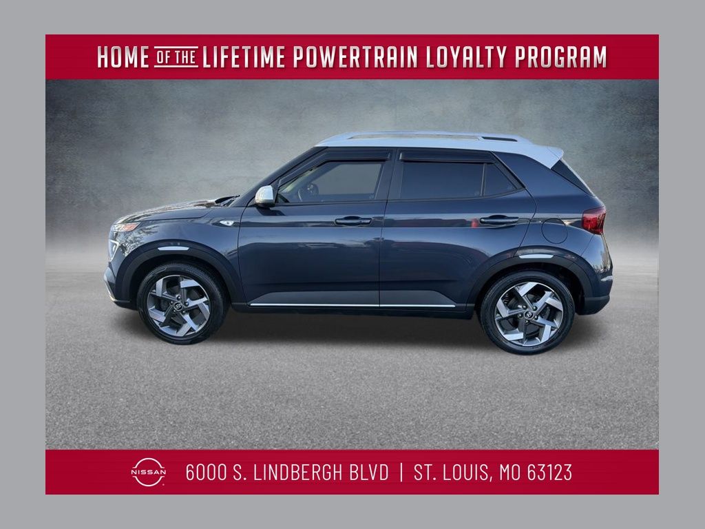 2022 Hyundai Venue Limited's photo