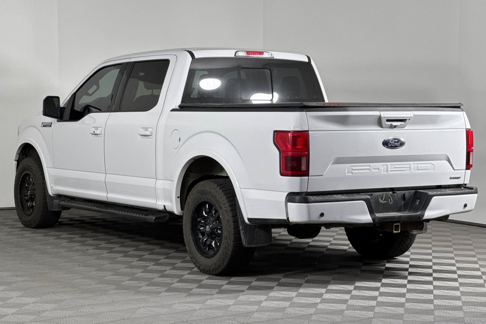 2019 Ford F-150 Lariat photo 6