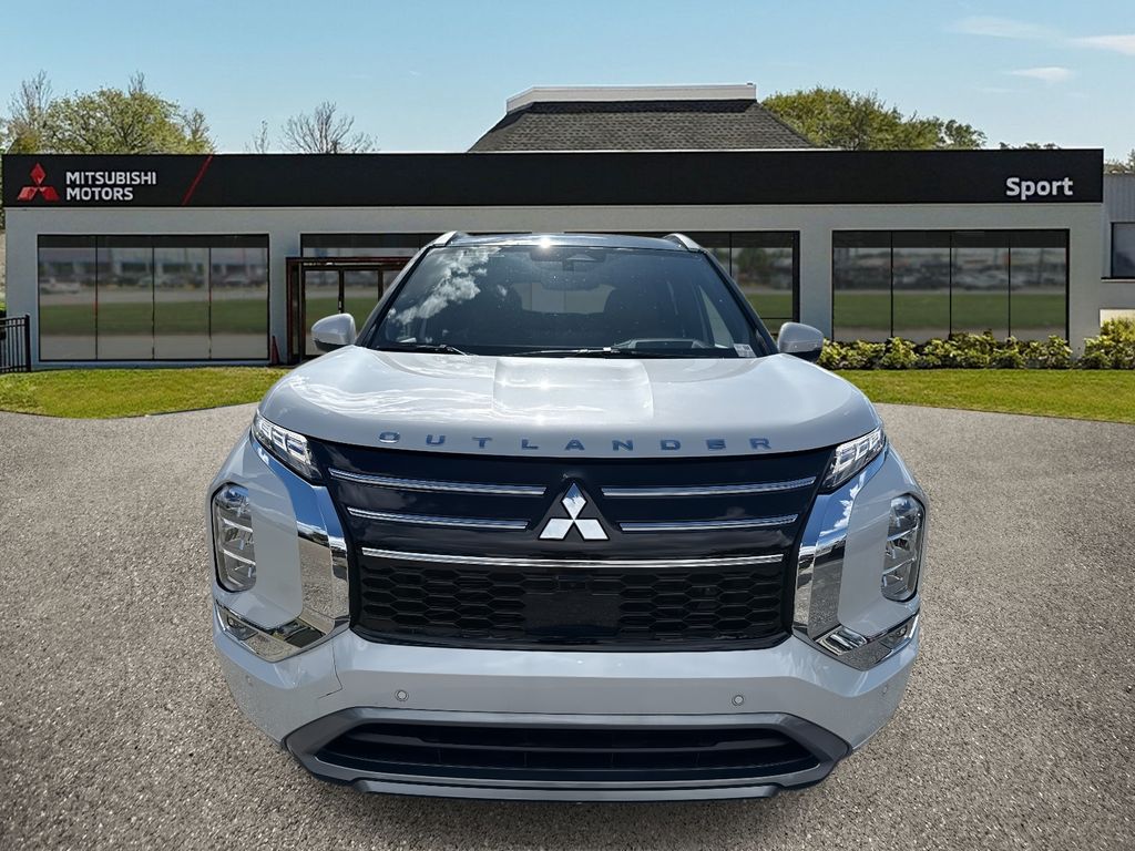 2025 Mitsubishi Outlander SEL photo 8