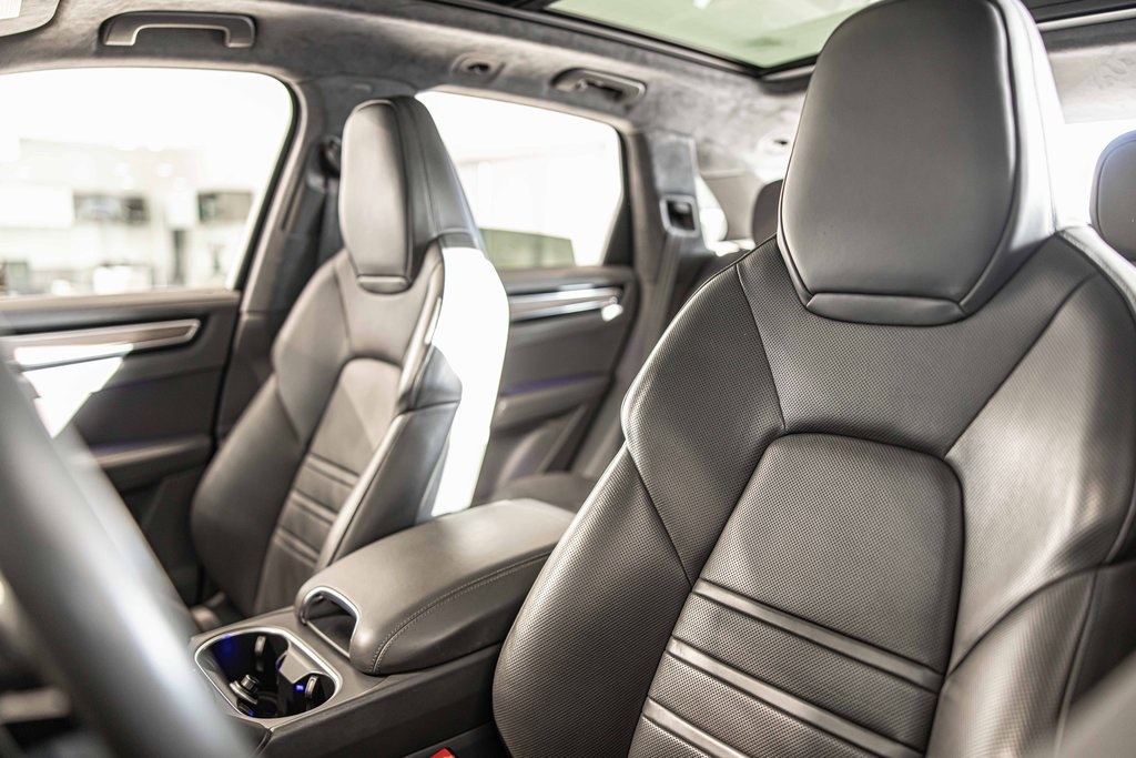 2021 PORSCHE CAYENNE - Image 19