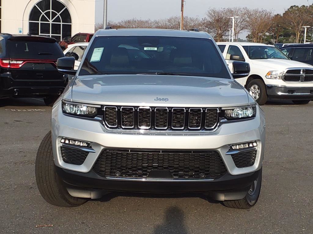 2024 Jeep Cherokee 4xe Sport photo 2
