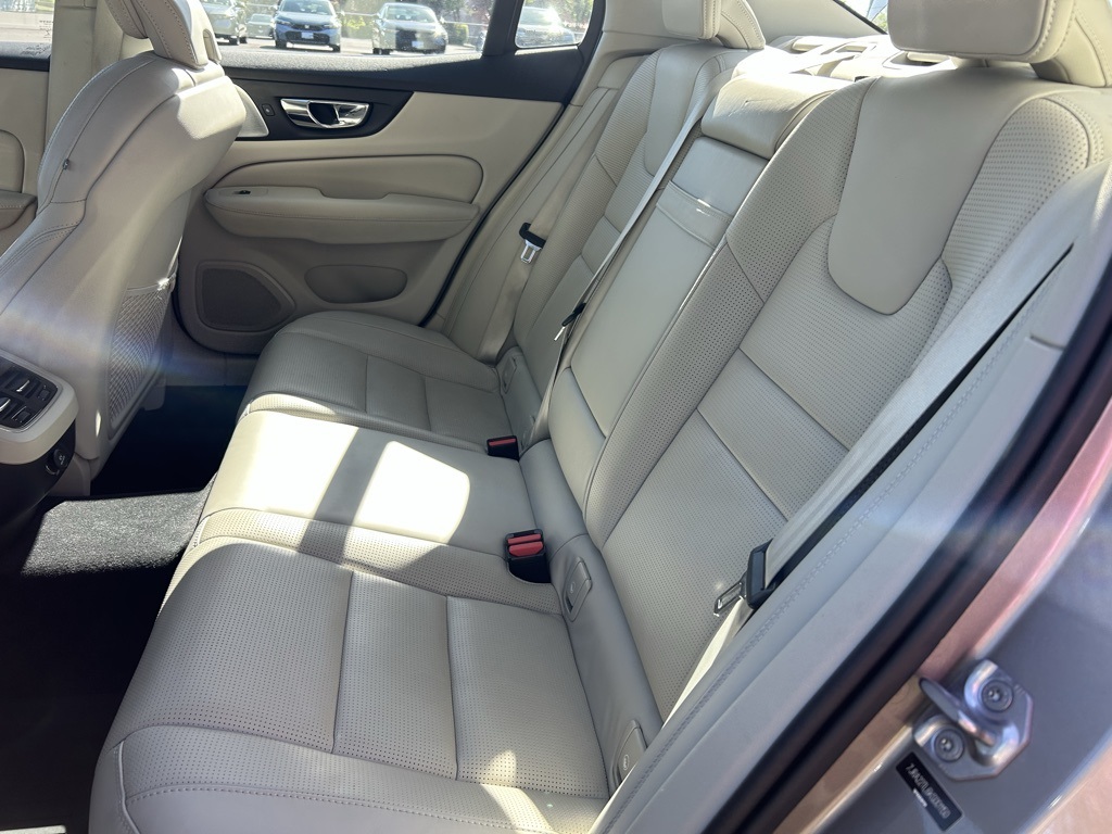 2019 Volvo S60 T6 Inscription AWD photo 22