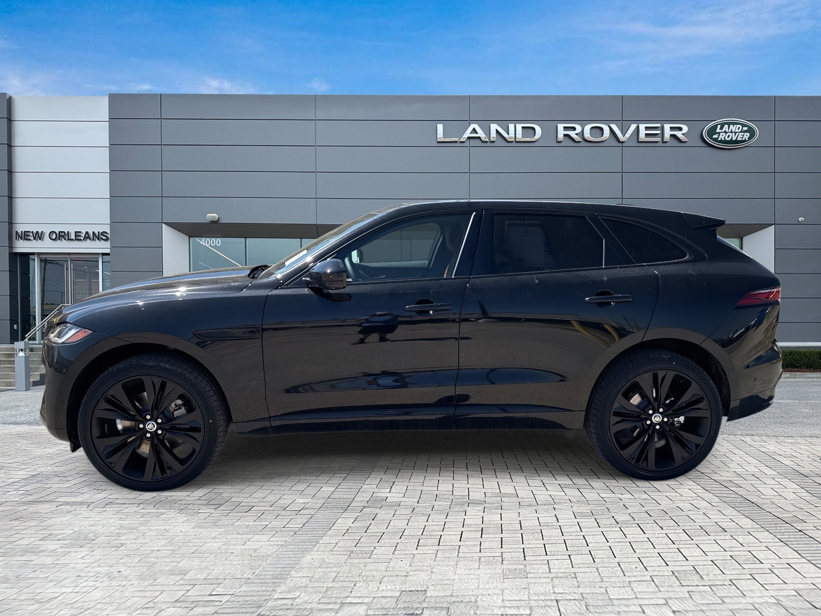 2026 Jaguar F-PACE P250 R-Dynamic S photo 2