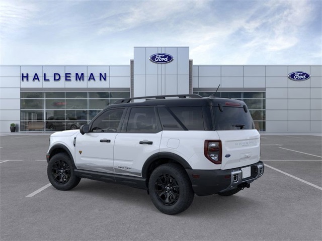 2025 Ford Bronco Sport Badlands photo 3