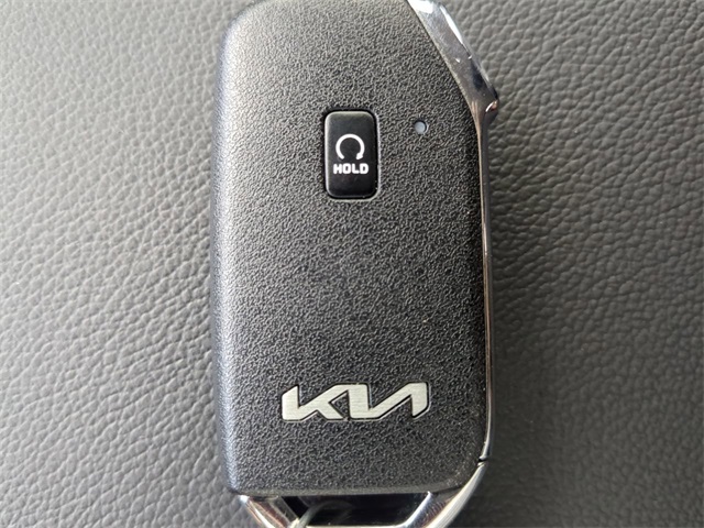2023 Kia Sportage EX photo 28