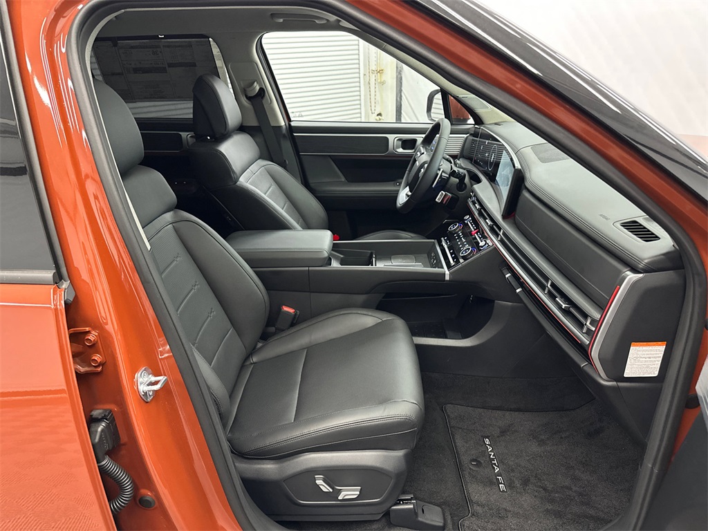 2025 Hyundai Santa Fe Limited photo 15