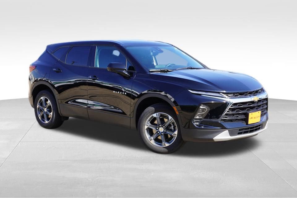 2025 Chevrolet Blazer 2LT's photo
