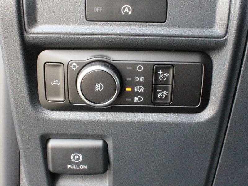 2025 Ford F-150 STX photo 4