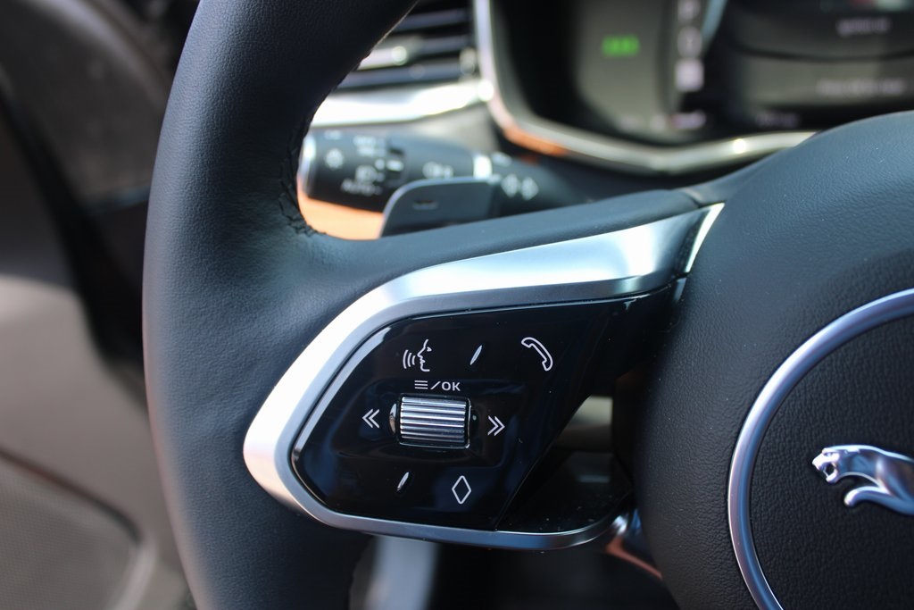 2024 Jaguar XF R-Dynamic AWD photo 13