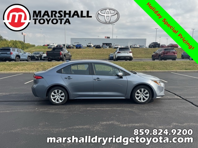 Used 2022 Toyota Corolla LE with VIN 5YFEPMAE5NP363037 for sale in Dry Ridge, KY
