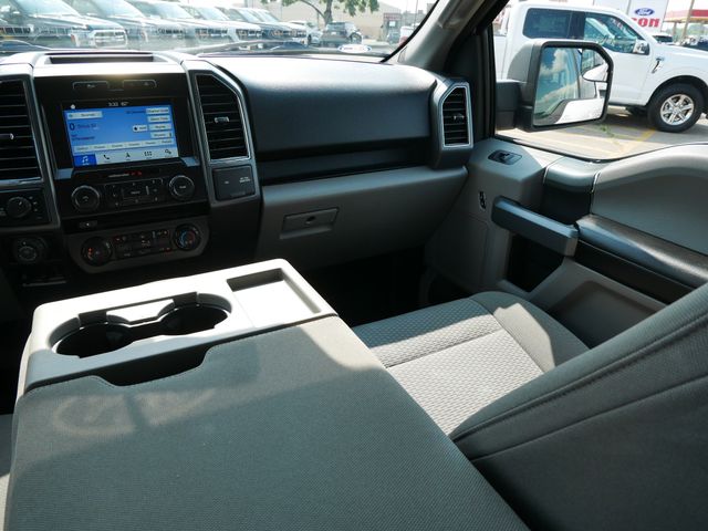 2017 Ford F-150 XLT photo 9