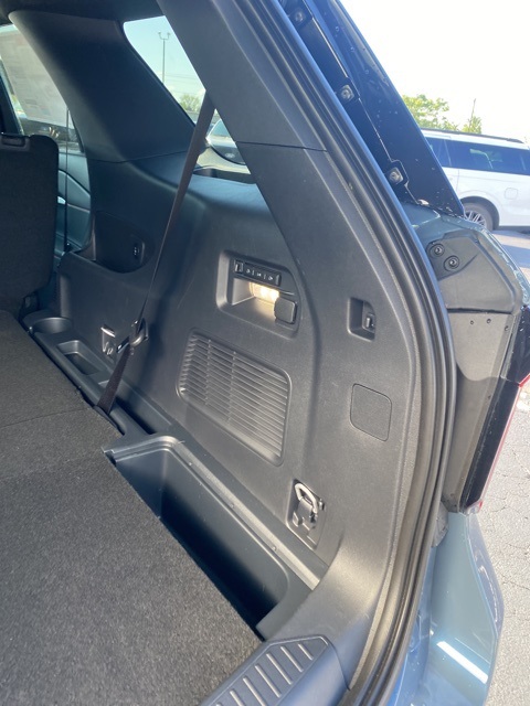 2025 Ford Explorer ST photo 11
