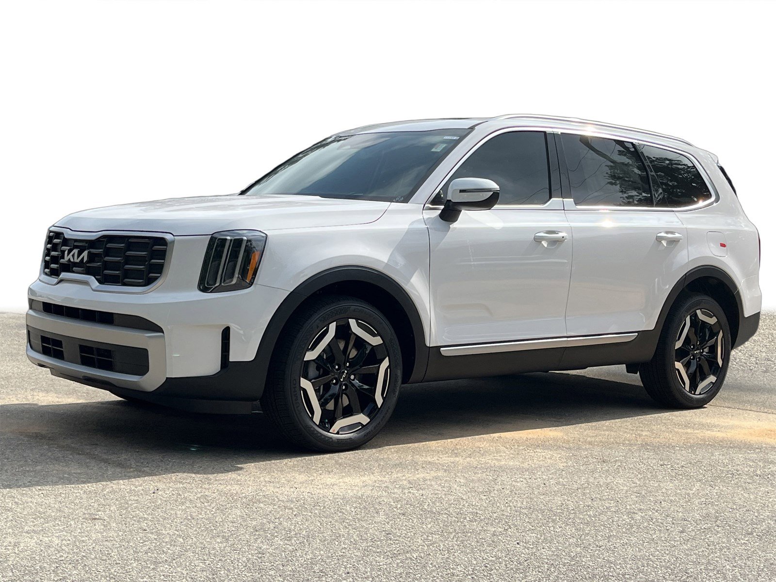 2025 Kia Telluride S photo 3