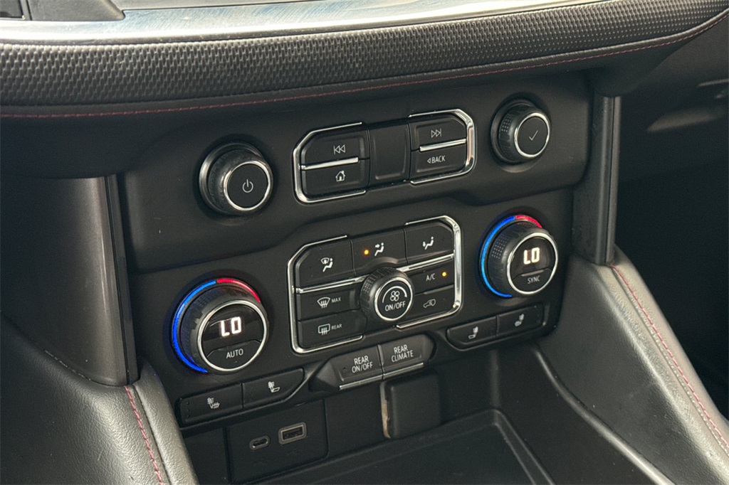 2021 Chevrolet Tahoe RST photo 19