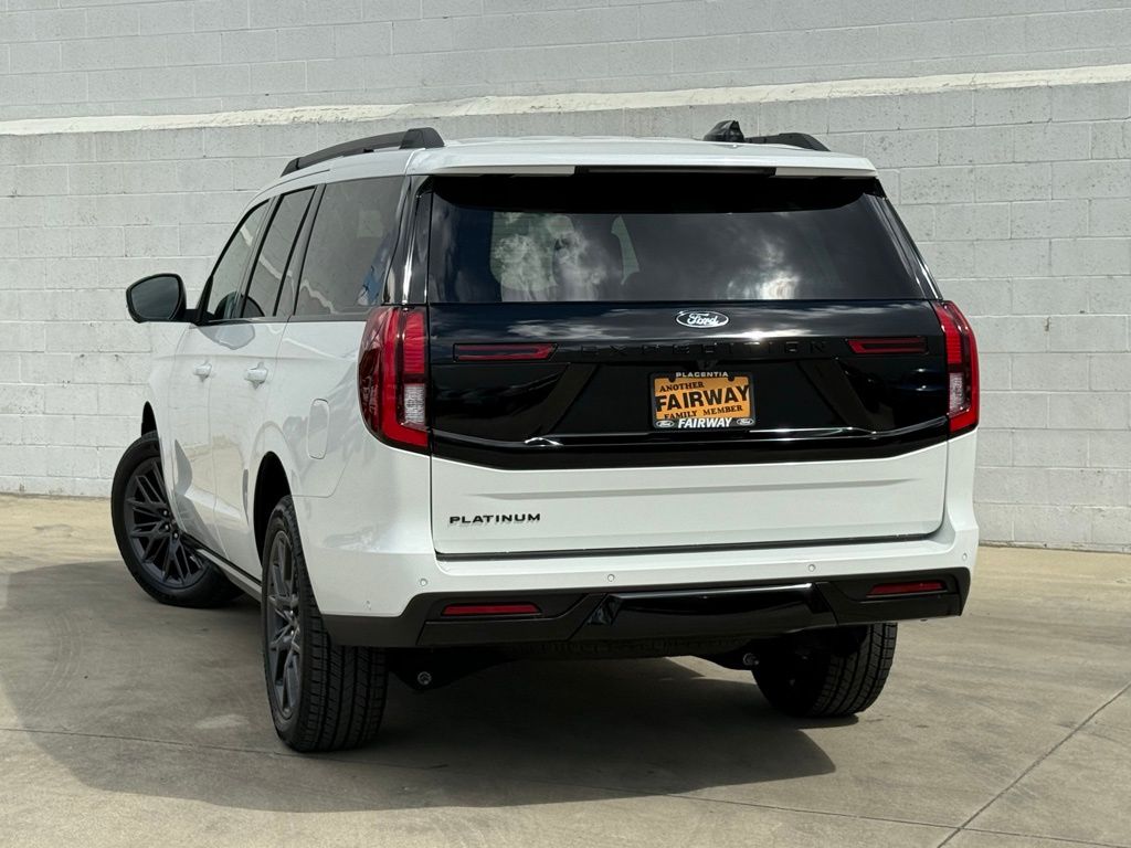 2025 Ford Expedition Platinum photo 5