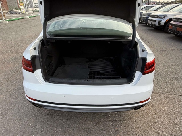 2017 Audi A4 2.0T Premium Plus Quattro photo 32