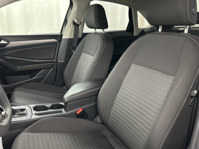 2023 Volkswagen Jetta 1.5T S photo 9