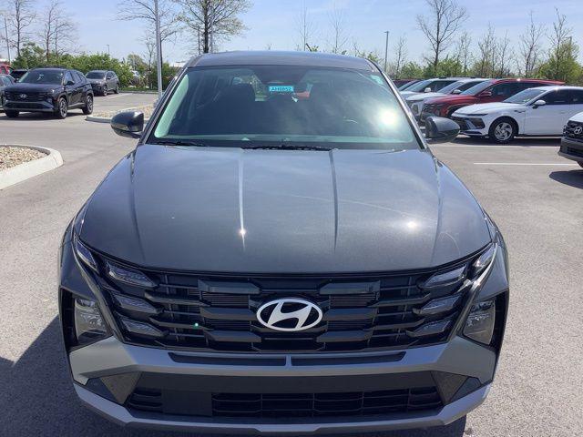 2025 Hyundai Tucson SE photo 2
