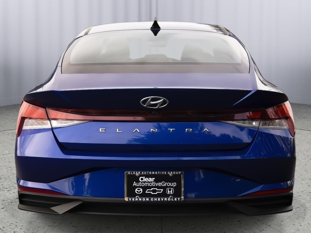 2021 Hyundai Elantra SEL photo 19
