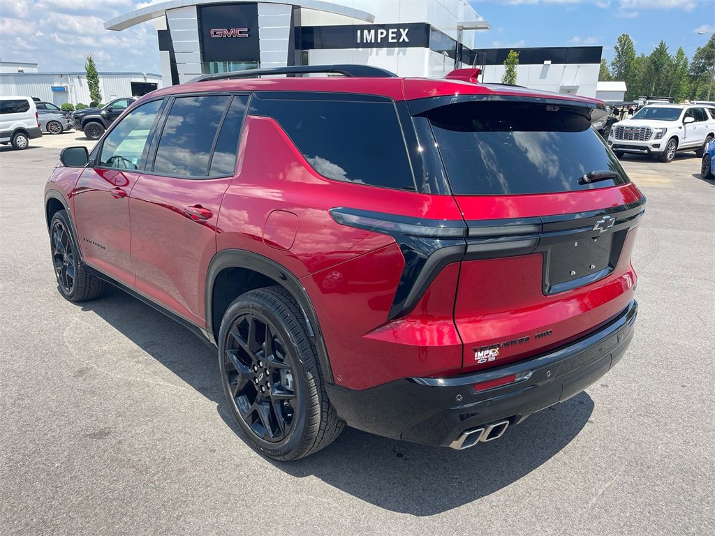 2024 Chevrolet Traverse RS photo 2