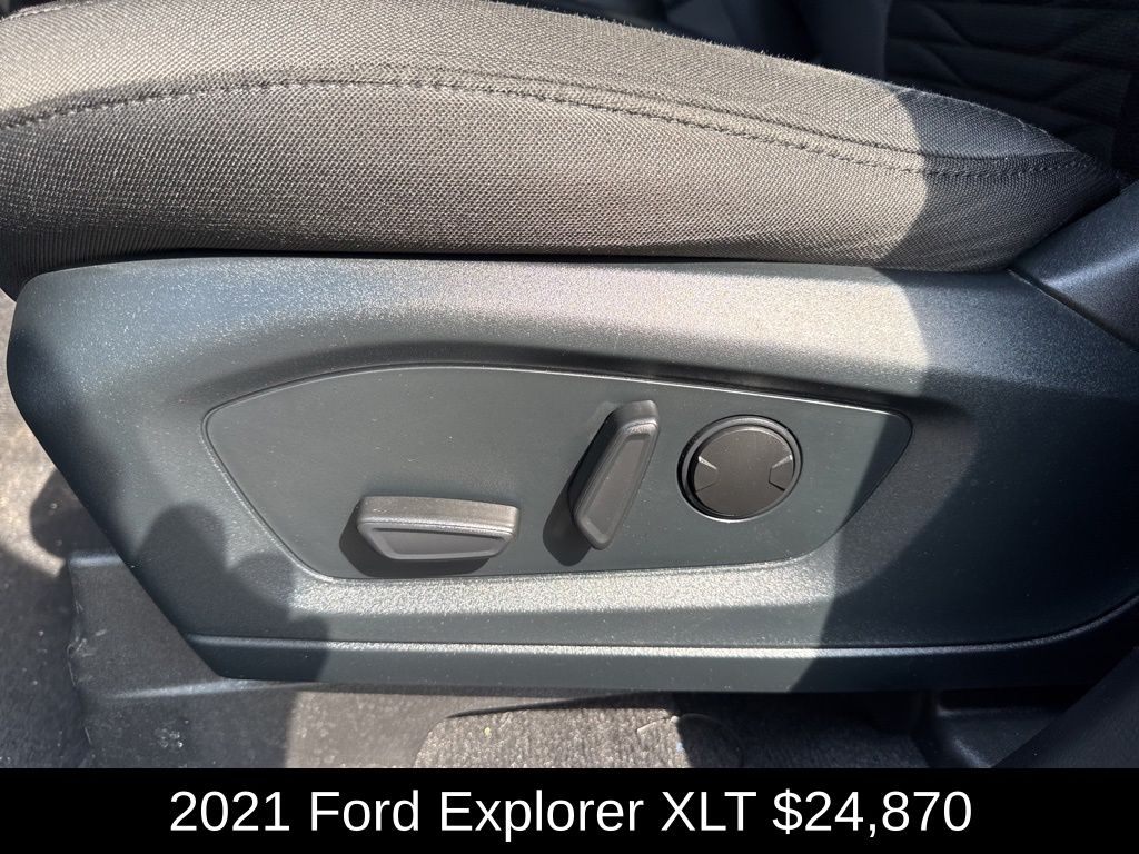 2021 Ford Explorer XLT photo 11