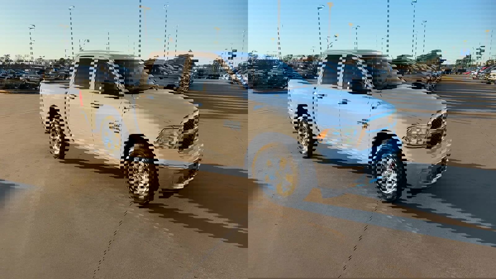 2022 Ram 1500 Classic SLT photo 2