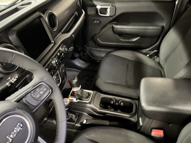 2023 Jeep Gladiator Willys photo 16