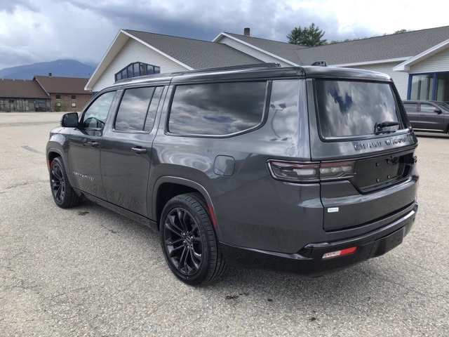 2024 Jeep Grand Wagoneer L II photo 4