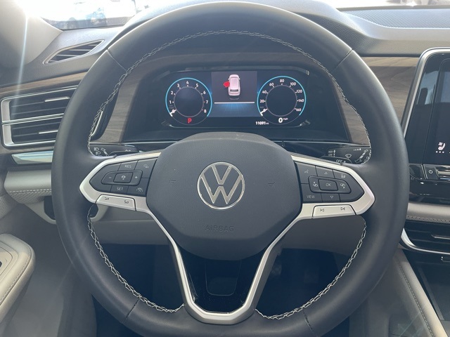 2024 Volkswagen Atlas SE photo 3