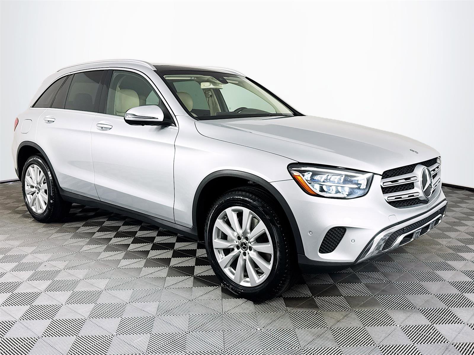 2020 Mercedes-Benz GLC