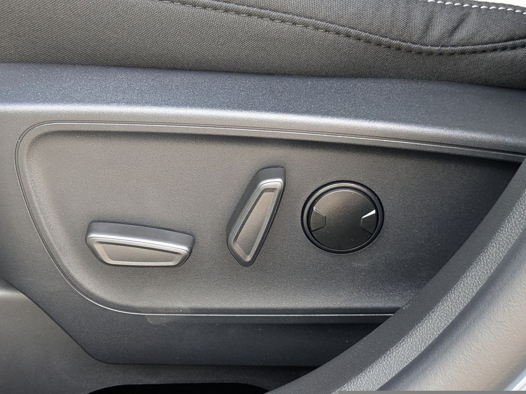 2025 Ford Escape Active photo 14