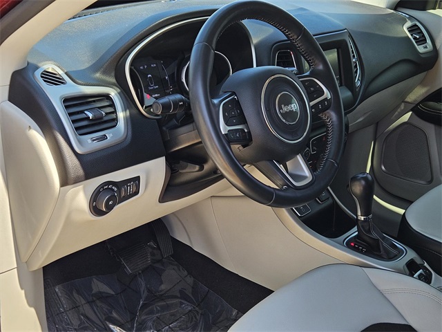 2020 Jeep Compass Latitude photo 26