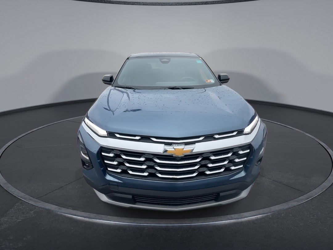 2026 Chevrolet Equinox LT photo 3
