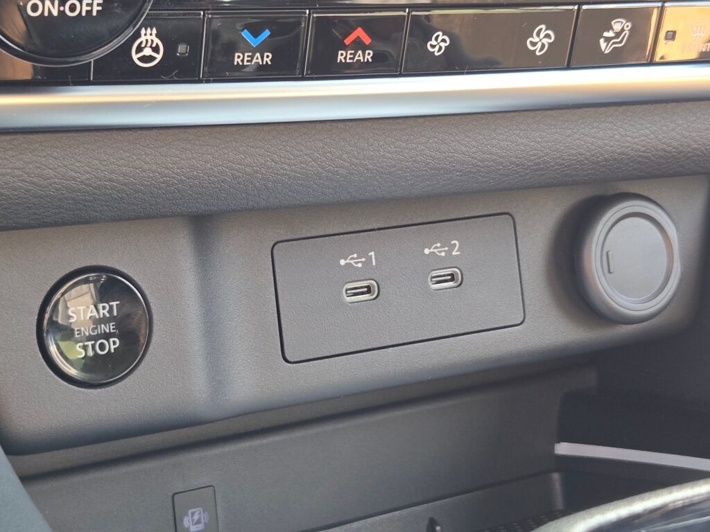 2026 Nissan Rogue Platinum photo 22