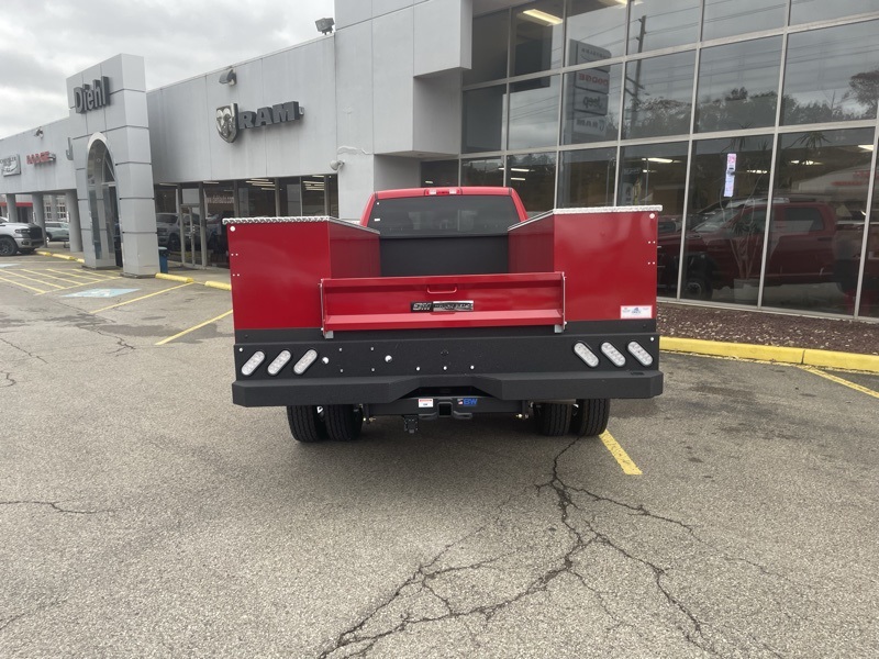 2026 Ram 5500 Tradesman photo 4