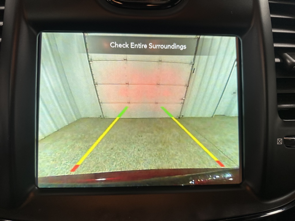 2022 Chrysler 300 S photo 18