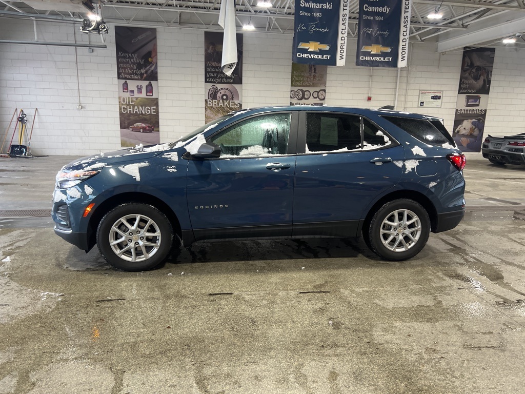 2024 CHEVROLET EQUINOX - Image 1
